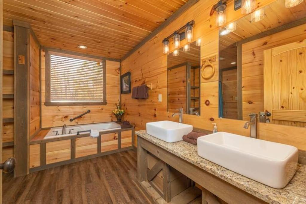 The Appalachian - Your Pigeon Forge Dream Cabin Sevierville Eksteriør billede