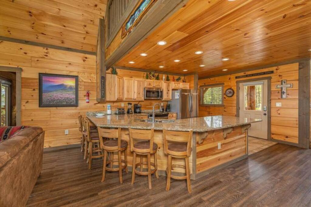 The Appalachian - Your Pigeon Forge Dream Cabin Sevierville Eksteriør billede